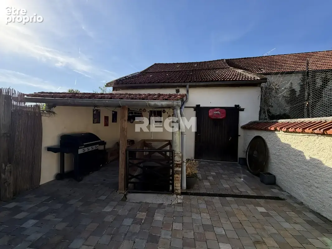 Maison 3 chambres avec cour et dépendance. - photo 20