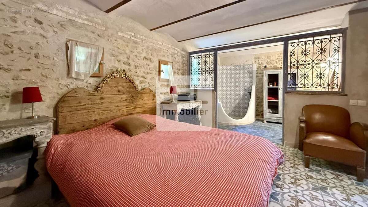 Maison à UZES