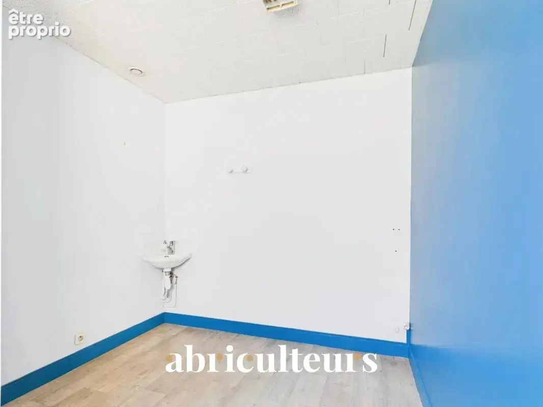 Bureaux lumineux avec vue sur jardin en vente en Centre-ville de Chartres (28000) - photo 6
