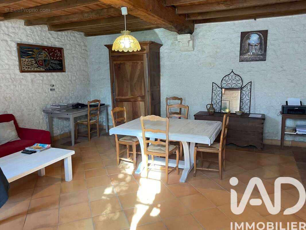 Maison 154 m² à Clam  - photo 4