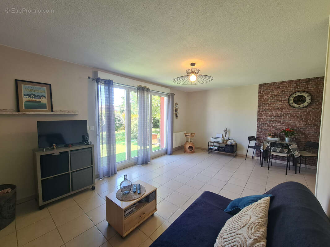 Maison à BELIN-BELIET