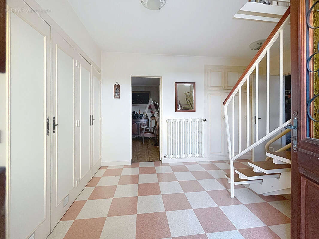 Maison à BOUCHEMAINE