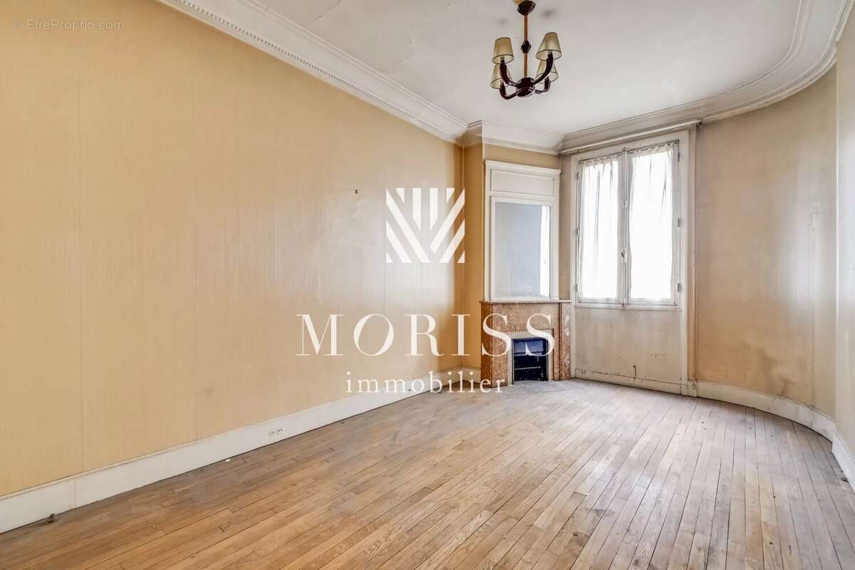 Appartement à NEUILLY-SUR-SEINE