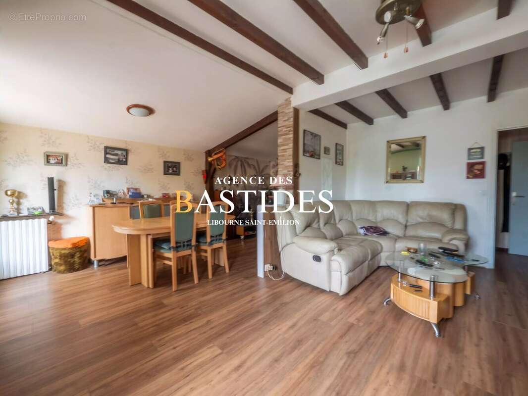 Coutras centre - photo 8