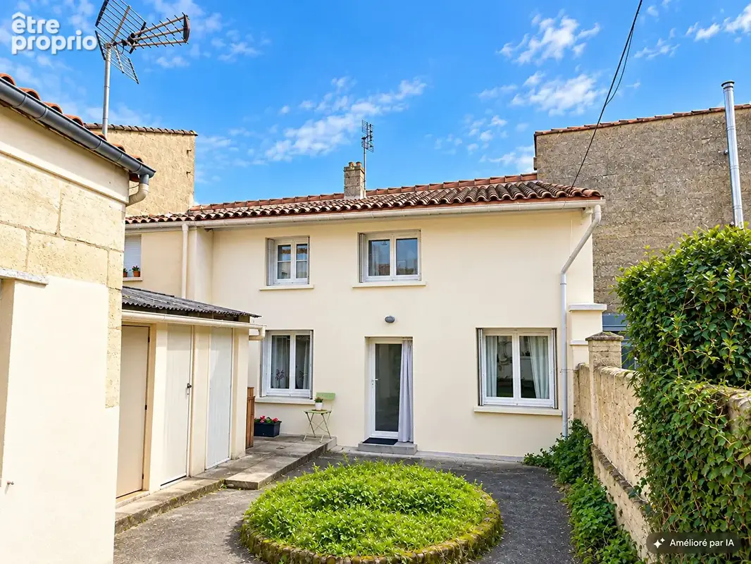 Saint-andré-de-cubzac ? maison 3 pièces avec cour privative - photo 1