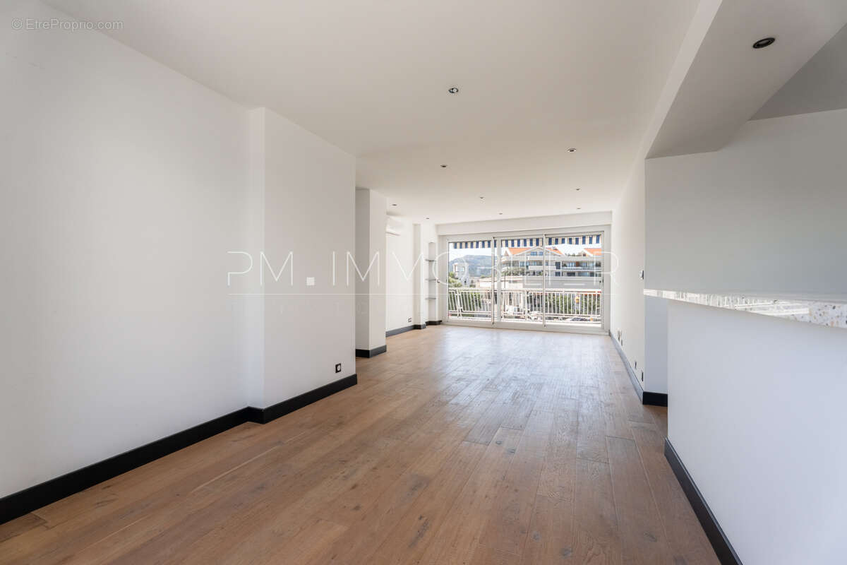Appartement à MARSEILLE-8E