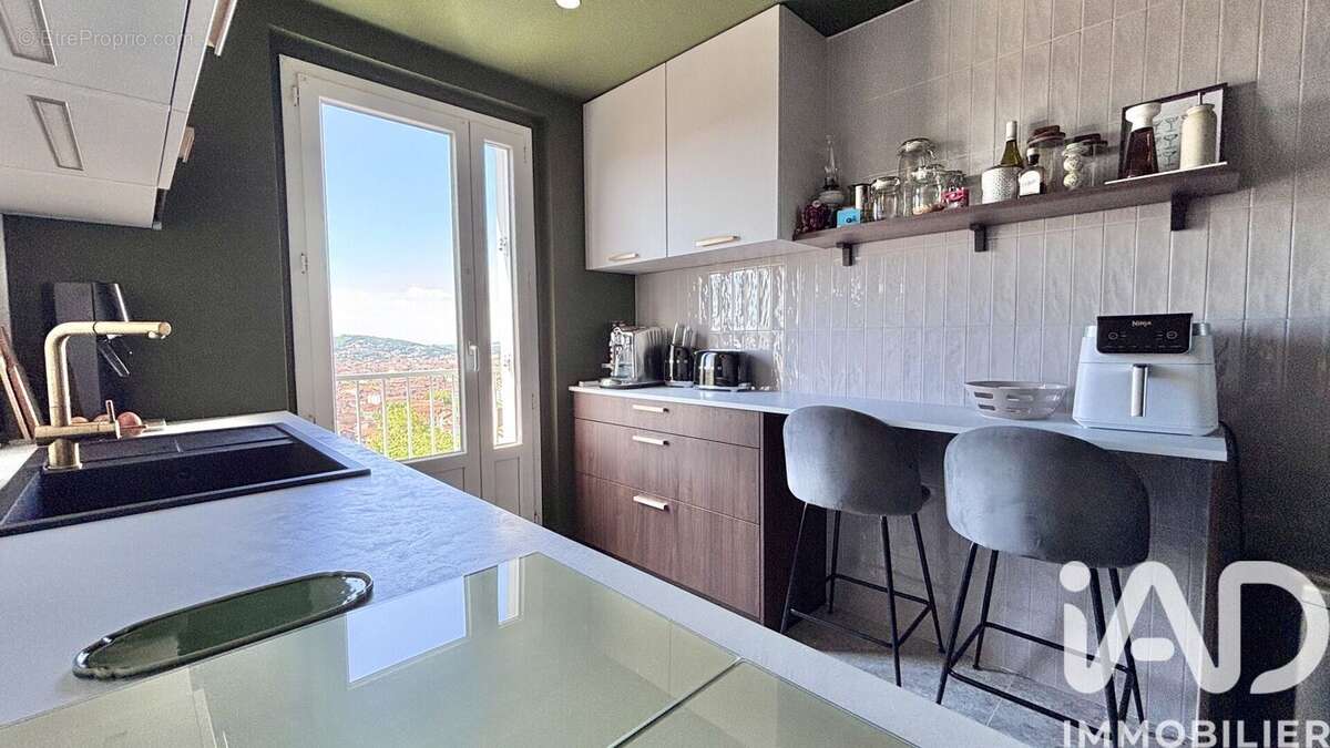 Photo 9 - Appartement à SAINT-ETIENNE