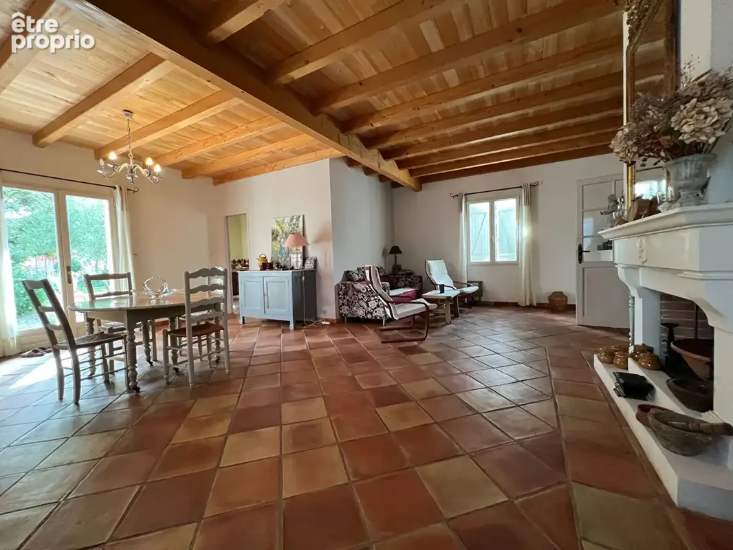 Maison sur les hauteurs - Superbe vue et cadre privilégié - photo 4