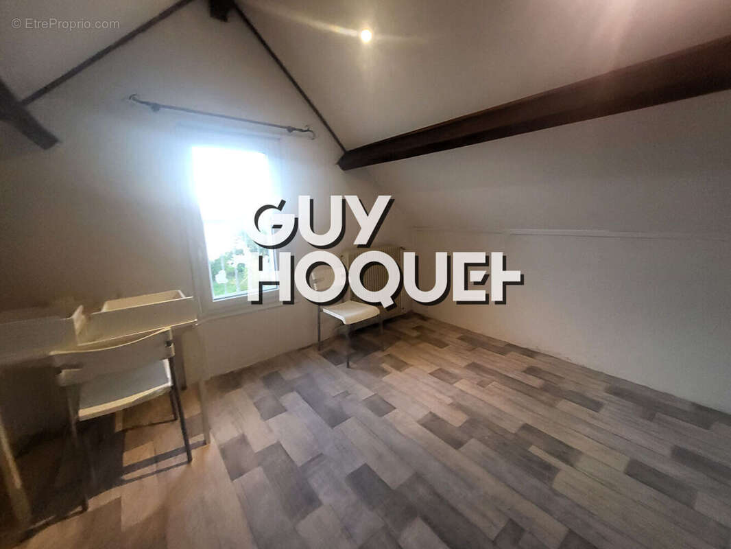 Maison à VARENNE-SAINT-GERMAIN