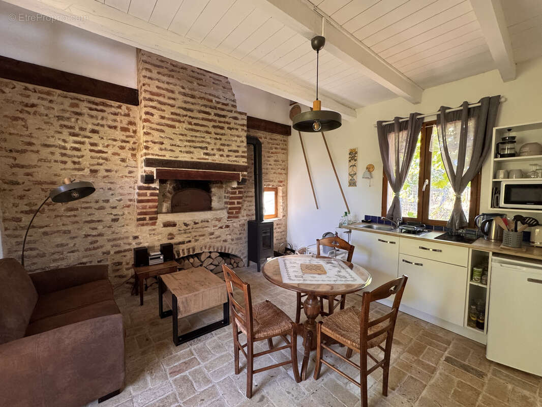 Propriété de charme   Gîte, 5 appartements et dépendances - 4 hectares - photo 19