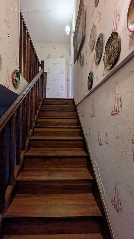 Maison à SAINT-MARTIN-DES-CHAMPS