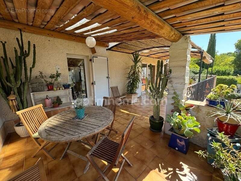 Maison à SAINT-REMY-DE-PROVENCE