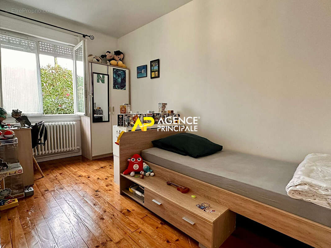 Maison à SARTROUVILLE