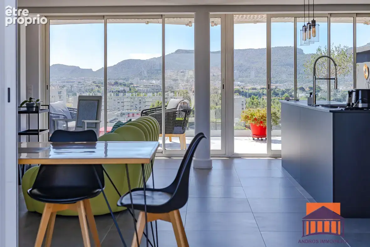 13008 Carré d’or, magnifique penthouse de 114 m2 plus 47 m2 de terrasses, vue mer, dernier étage, au sein d’un - photo 11