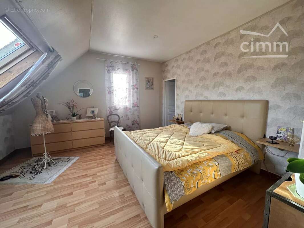 Maison à CONGIS-SUR-THEROUANNE