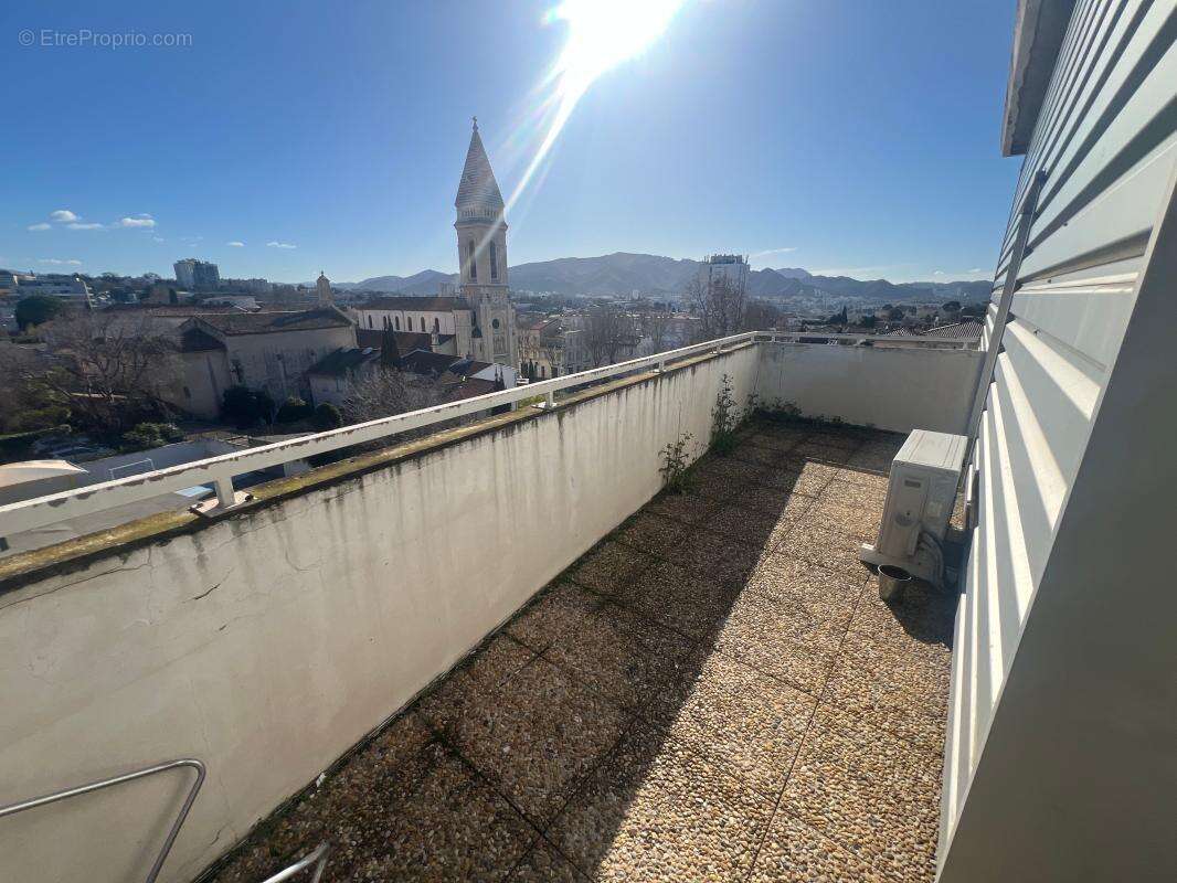 Commerce à MARSEILLE-12E