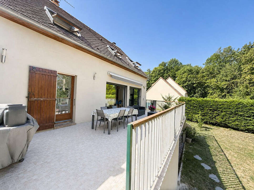 Maison Familiale de 164 m2 à Condé en plein coeur de la nature - photo 17