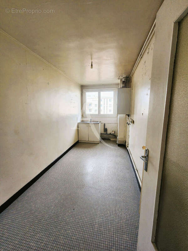 Appartement à FRESNES