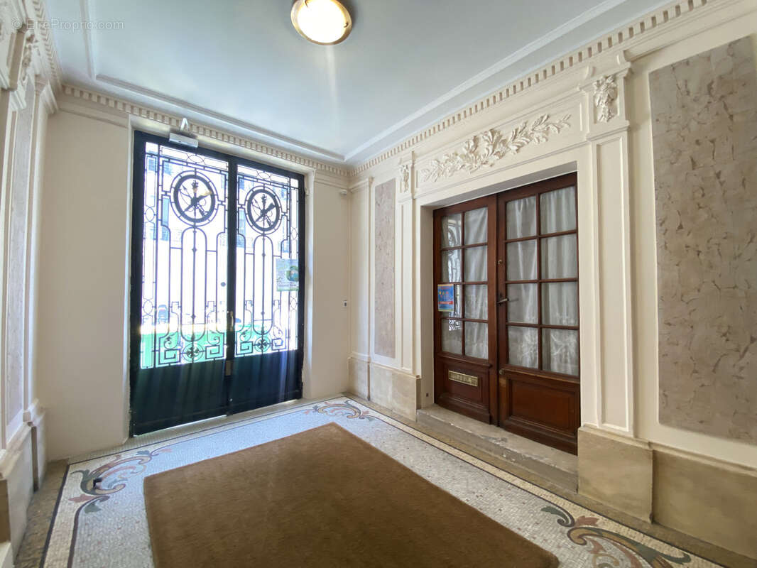 Appartement à PARIS-12E