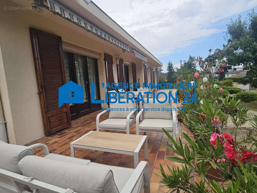 Villa Ste Marie 5 chambres et sous-sol - photo 2