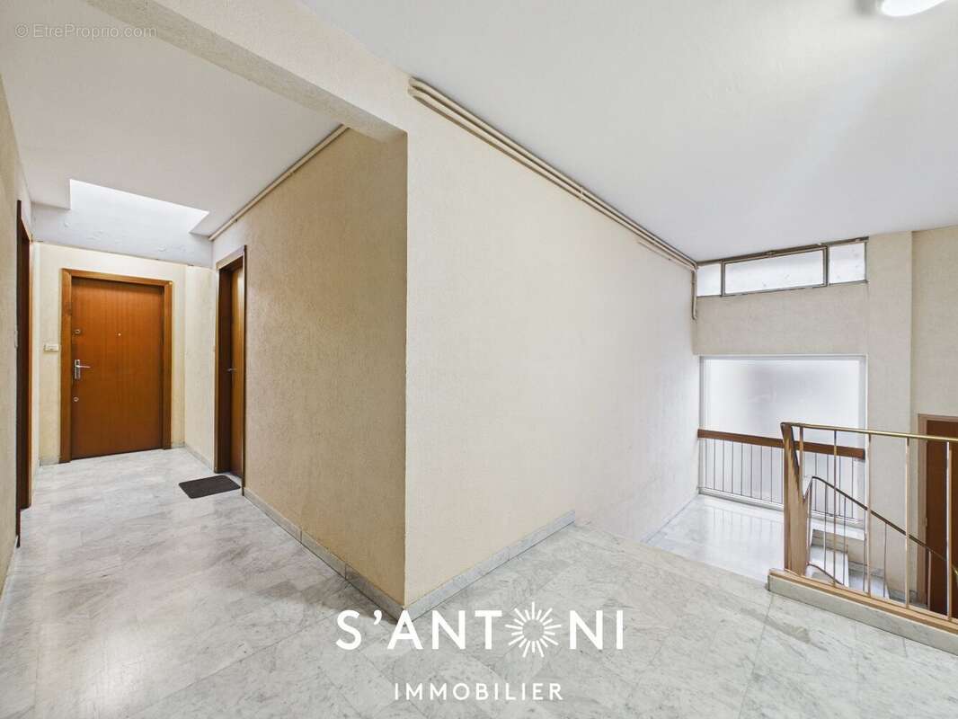 Appartement à BEZIERS