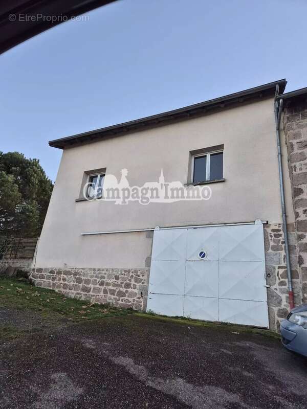 Maison à ESSERTINES-EN-DONZY