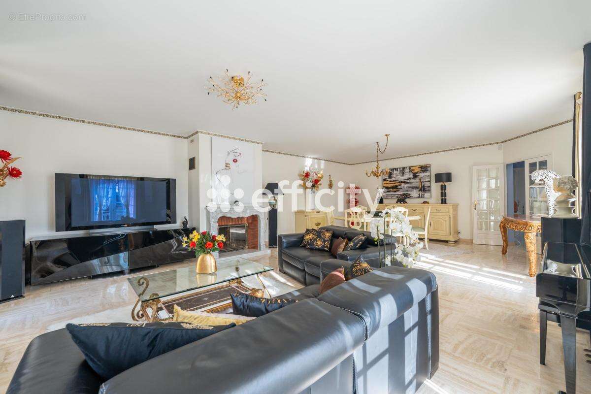 Maison à EPINAY-SUR-ORGE