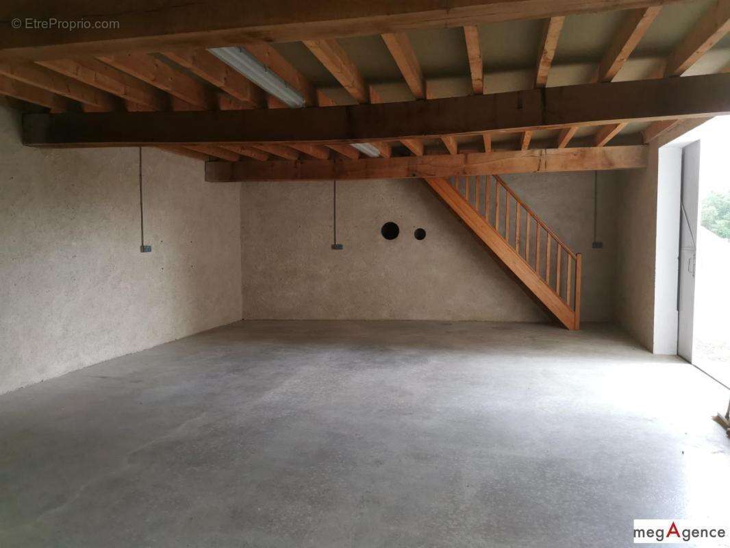 Maison à TIESTE-URAGNOUX