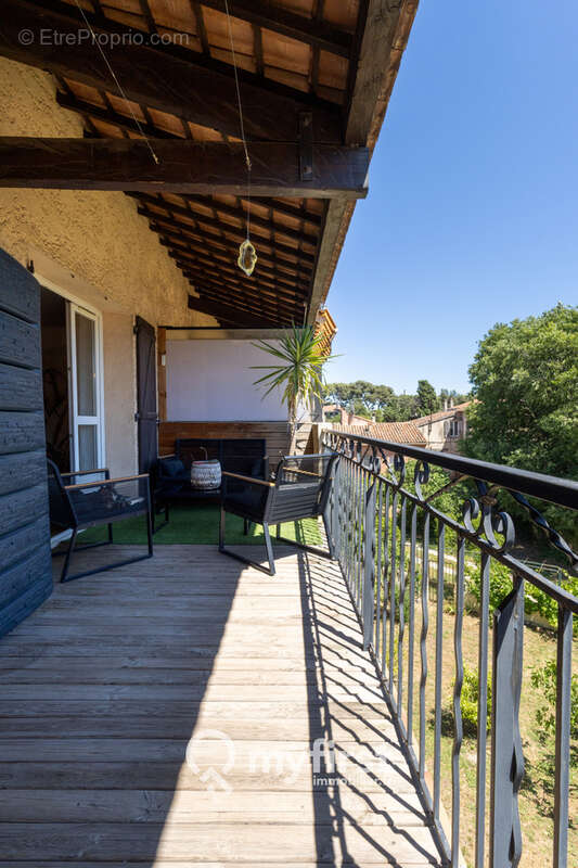 Appartement à OLLIOULES