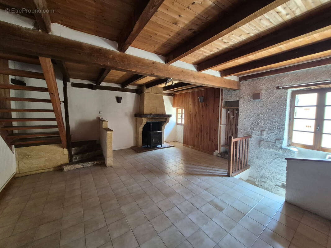 Maison de village avec terrasse - photo 5