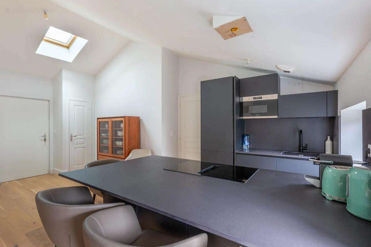 Appartement à CHAMPAGNE-AU-MONT-D'OR