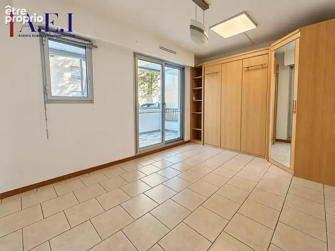 Appartement T1 avec terrasse - photo 3