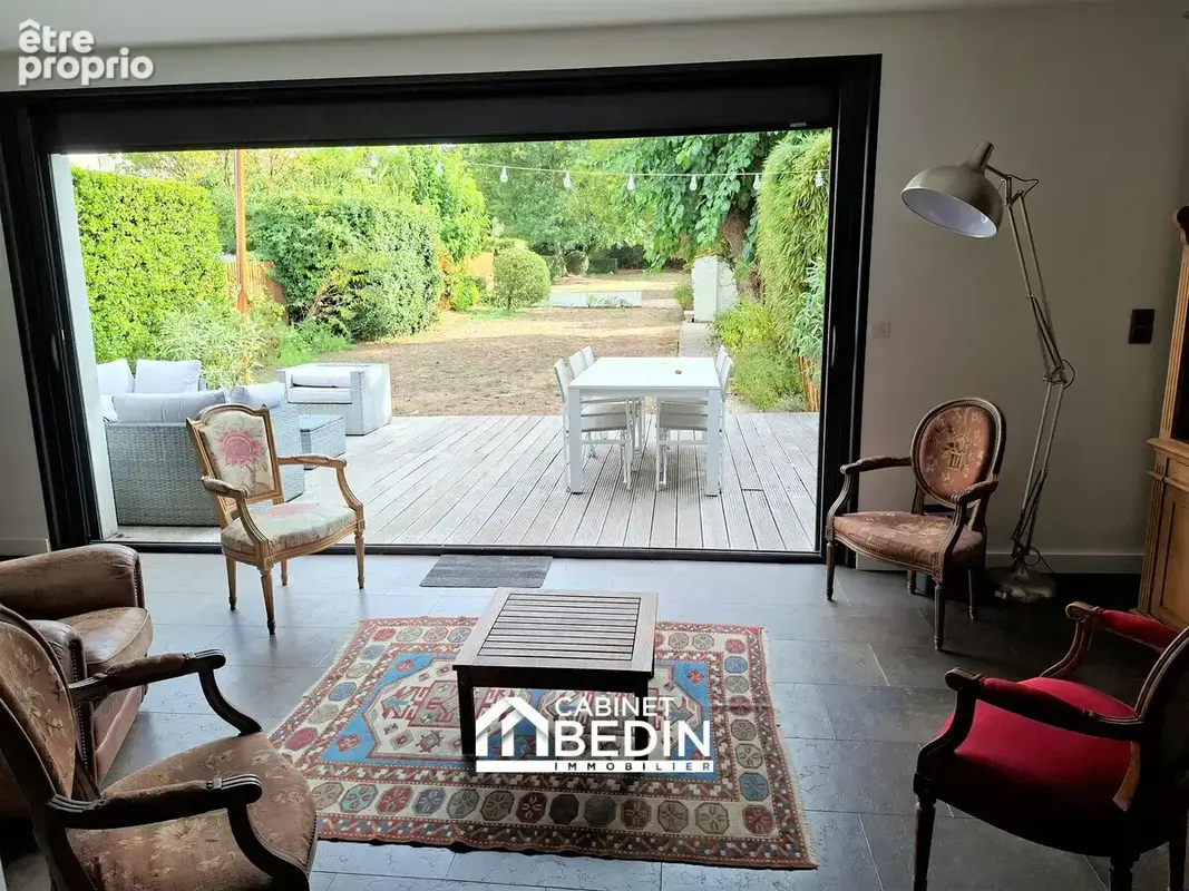 Maison 224 m² à Merignac  - photo 4