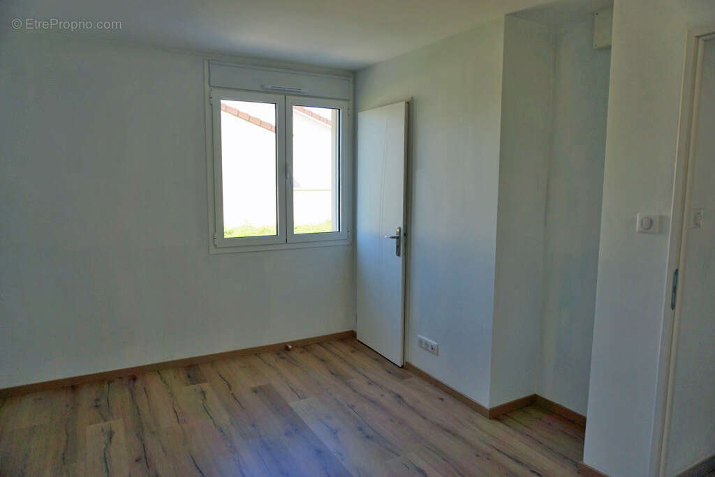 Maison à PARAY-LE-MONIAL