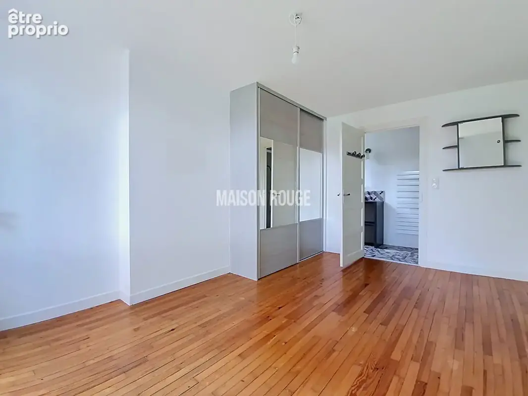 Le charme authentique et les volumes généreux qui font la différence - Maison à proximité du bourg de Yffiniac - photo 11