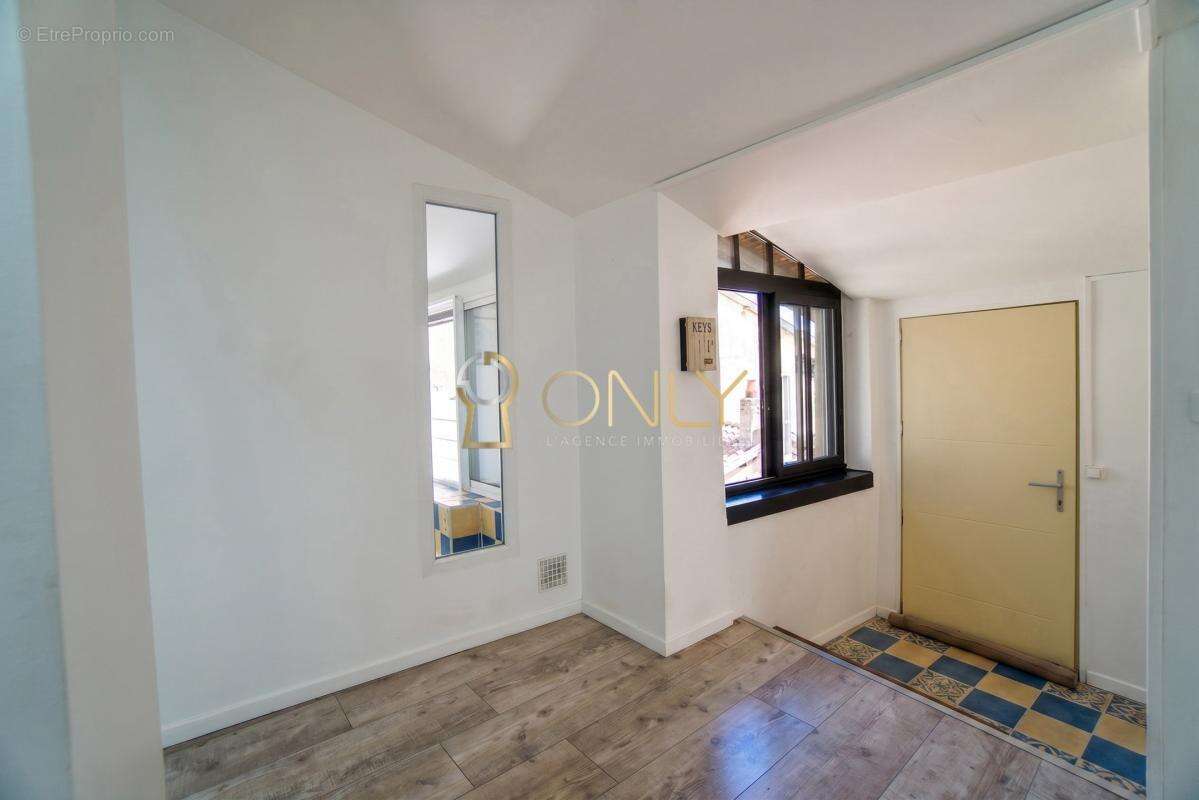 Appartement à TREVOUX