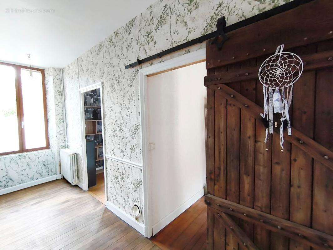 Maison à ESTERNAY