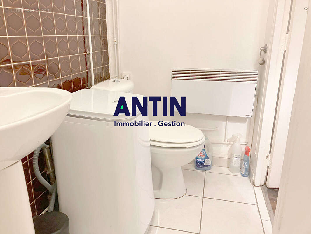Appartement à PARIS-17E