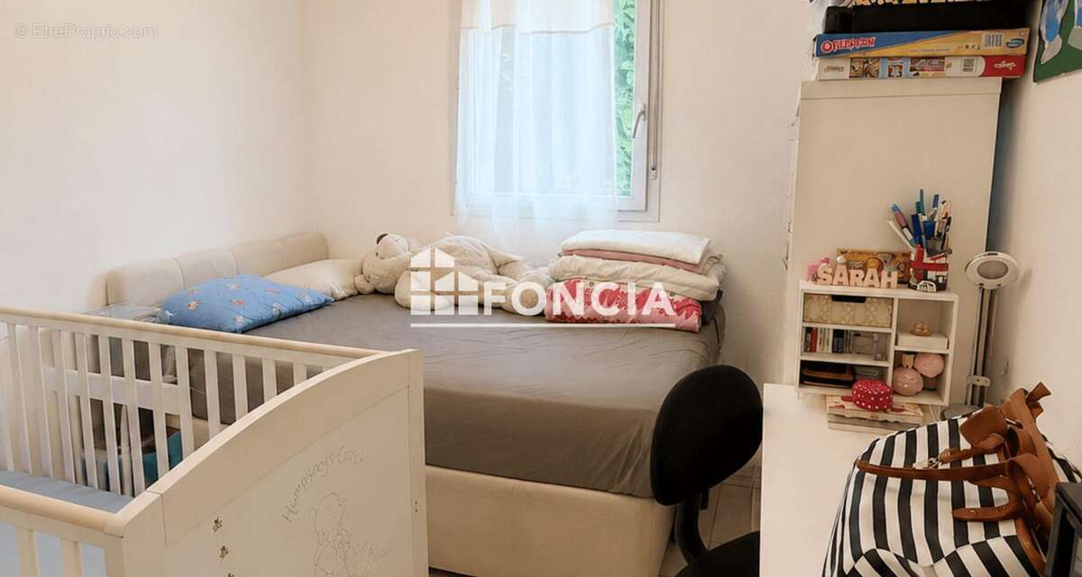 Appartement T3 avec balcon et 2 parking privatifs - photo 5