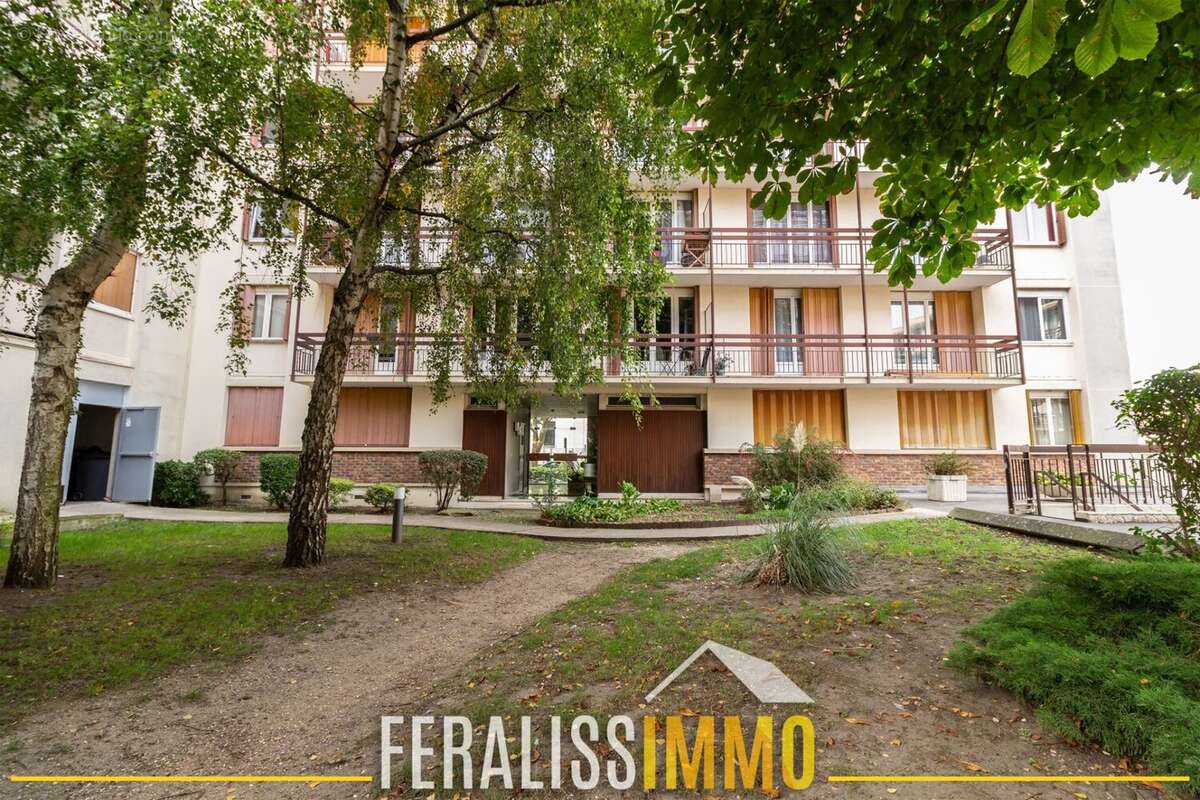 Appartement à SAINT-OUEN-L&#039;AUMONE