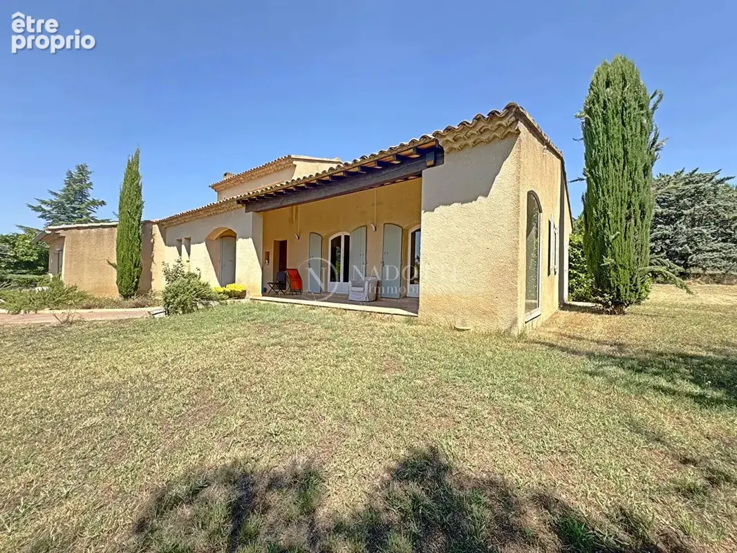 Lourmarin au coeur du Luberon - Villa avec piscine à 10mn à pied du village - photo 4