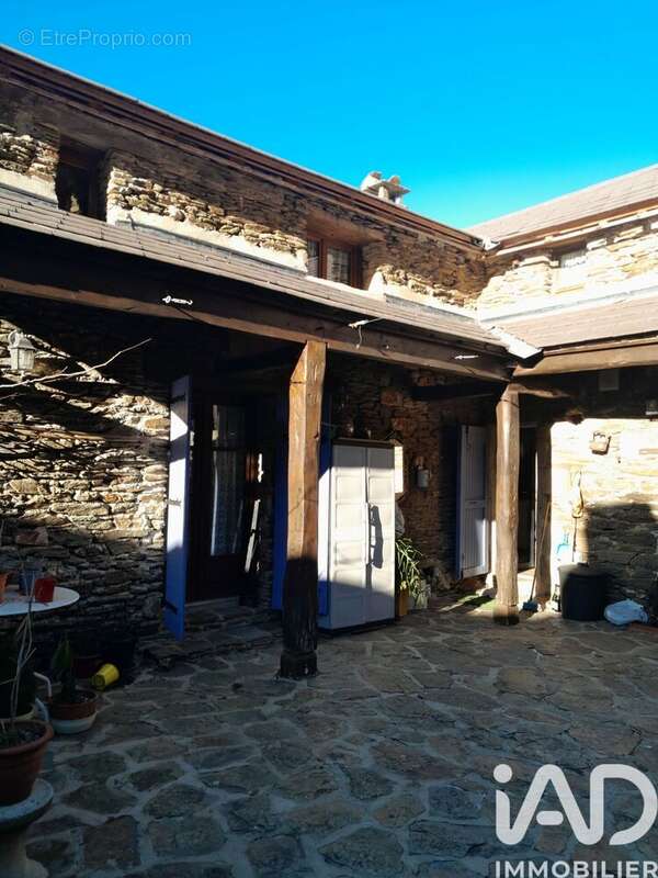 Maison 112 m² à Ponteils-Et-Bresis  - photo 2