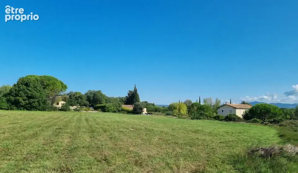 Terrain à CHAMARET