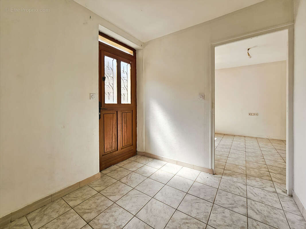 A VENDRE - Maison 3 chambres en centre-bourg de Tremblay - Idéal premier achat ou investissement - photo 4