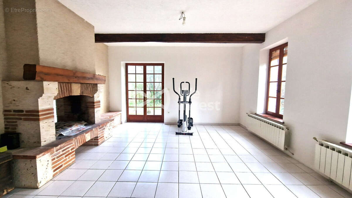Maison à MERLES