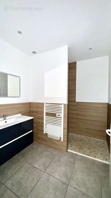 Appartement à MONTELIMAR