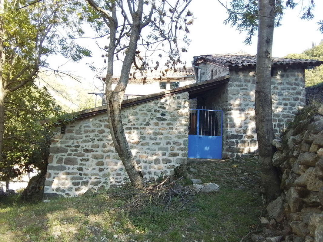 Maison à ANTRAIGUES-SUR-VOLANE