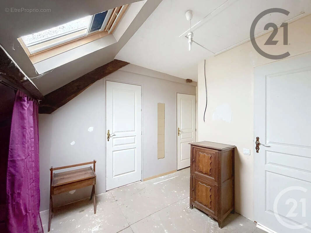 Maison à EVERLY