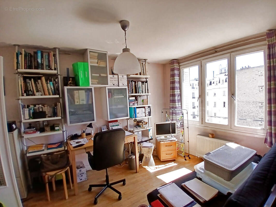 Appartement à PARIS-20E