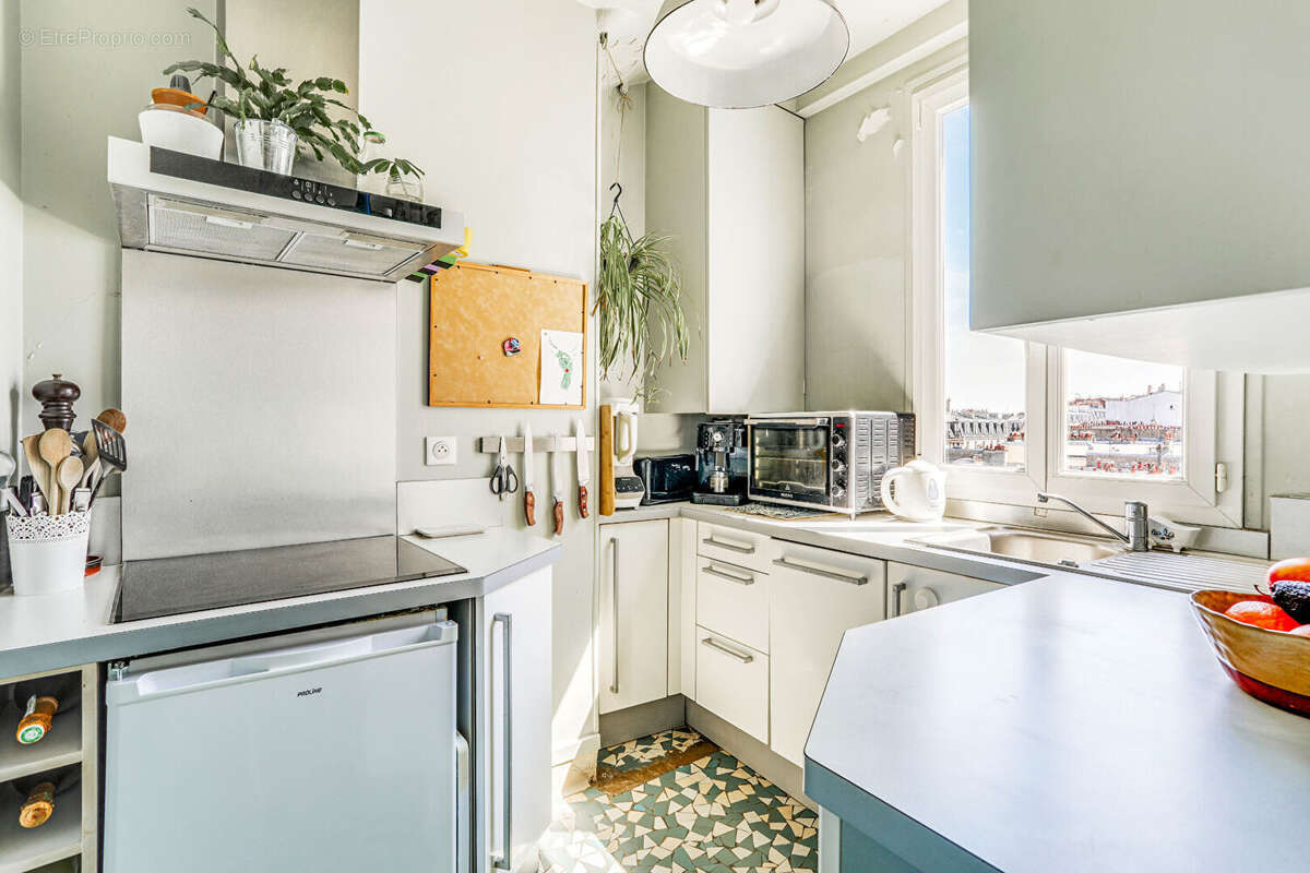 Appartement à PARIS-18E